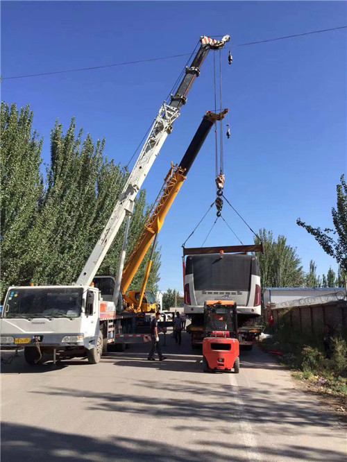 鸡东县港口集装箱搬运案例